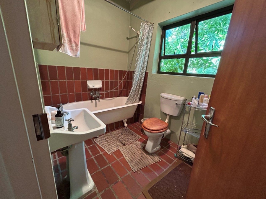 4 Bedroom Property for Sale in Noorsekloof Eastern Cape